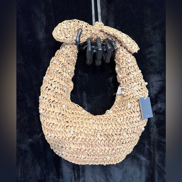 🤎🤎Viral Haute Hippie Straw Crochet
Beaded Hobo Faux Pearl Handbag🤎🤎 NWT - Picture 8 of 15